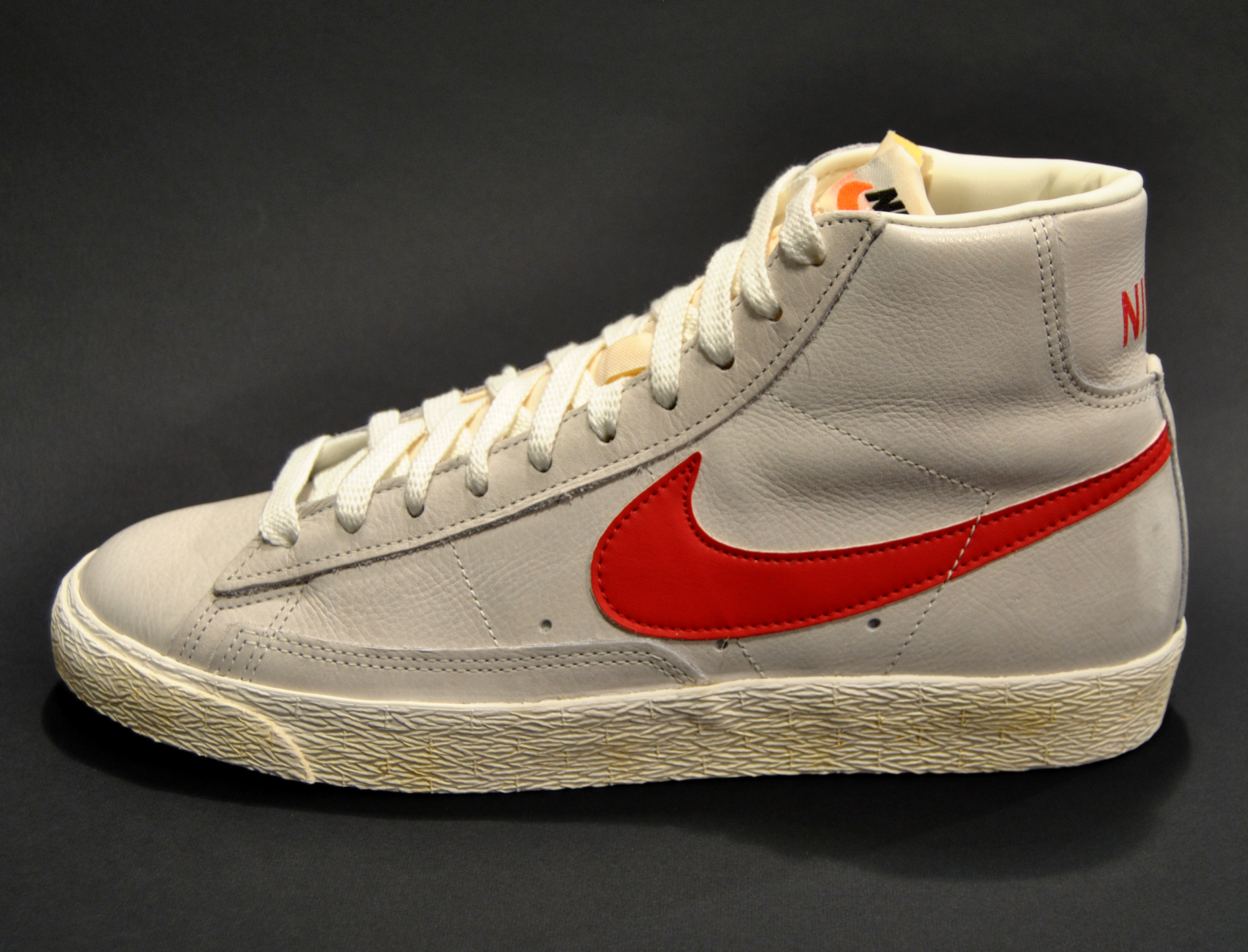 nike blazer rosse e nere